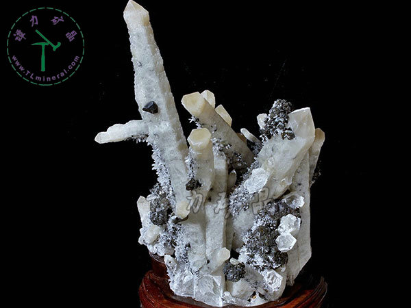 日本律雙晶+閃鋅礦，內(nèi)蒙古，東烏珠穆沁旗，額仁高畢